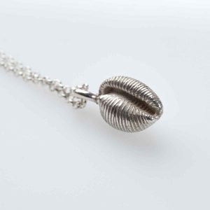 Collar caracola redonda
