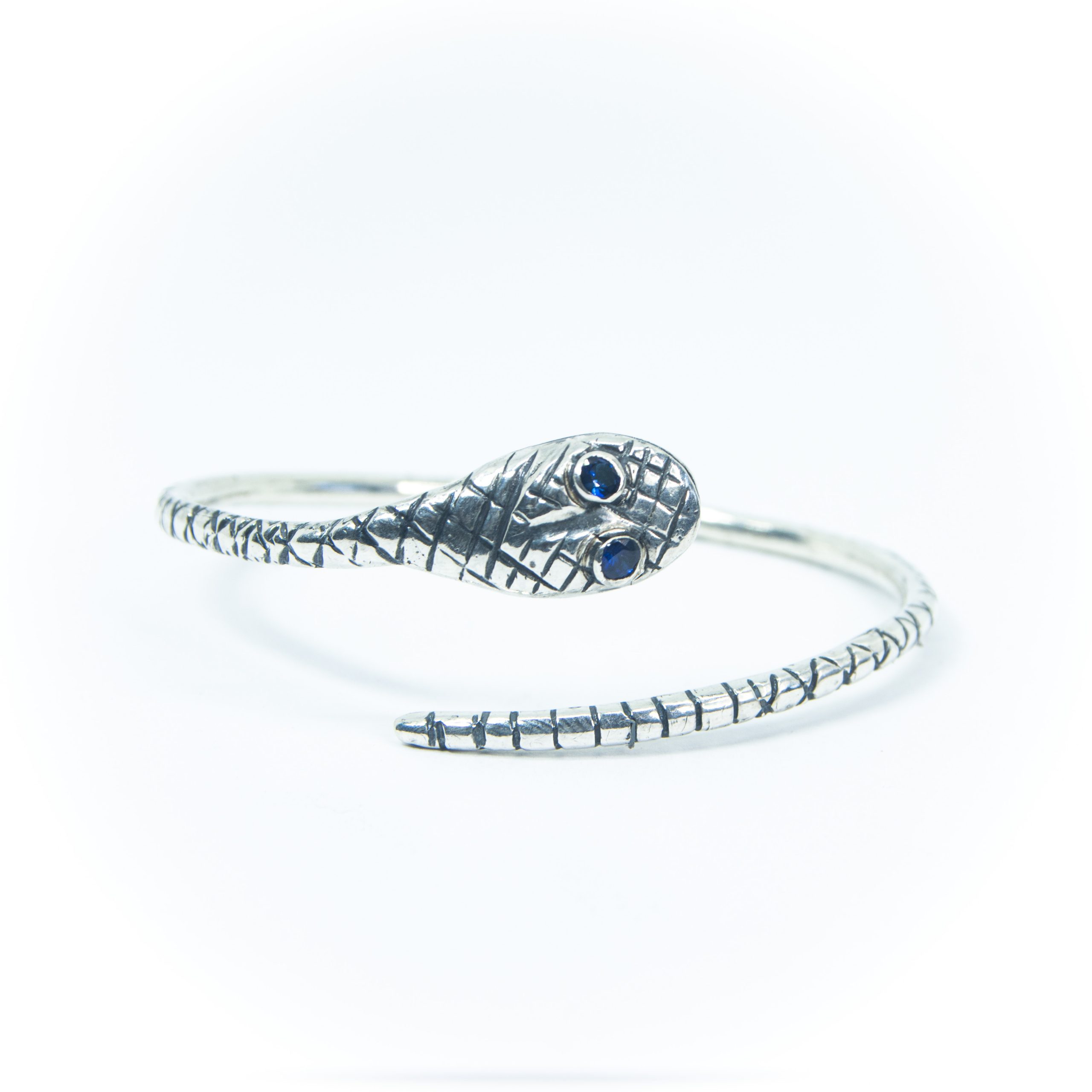 DSC_2845 pulsera serpiente plata zafiros